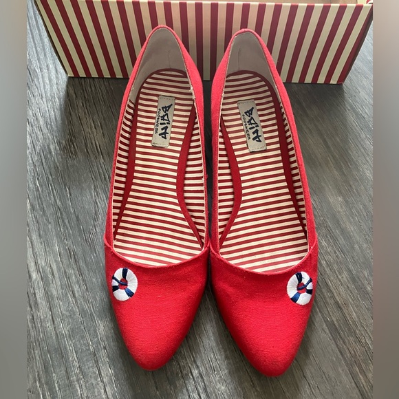 Nautical theme wedge shoes by Brit. - Picture 2 of 5